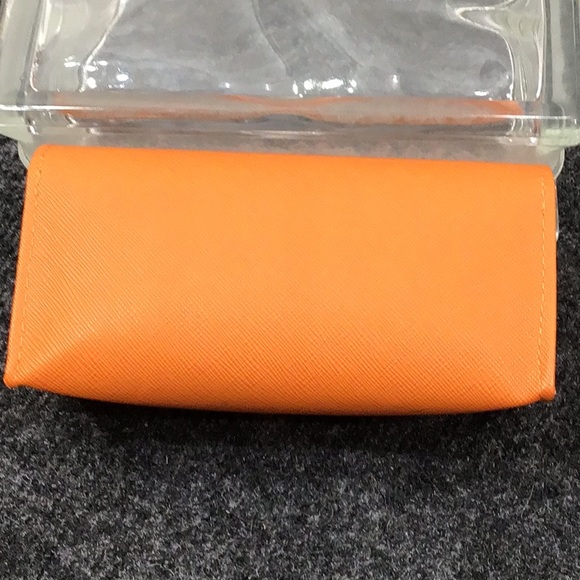 Tory Burch set of 2 sunglasses cases large and small - Picture 3 of 12